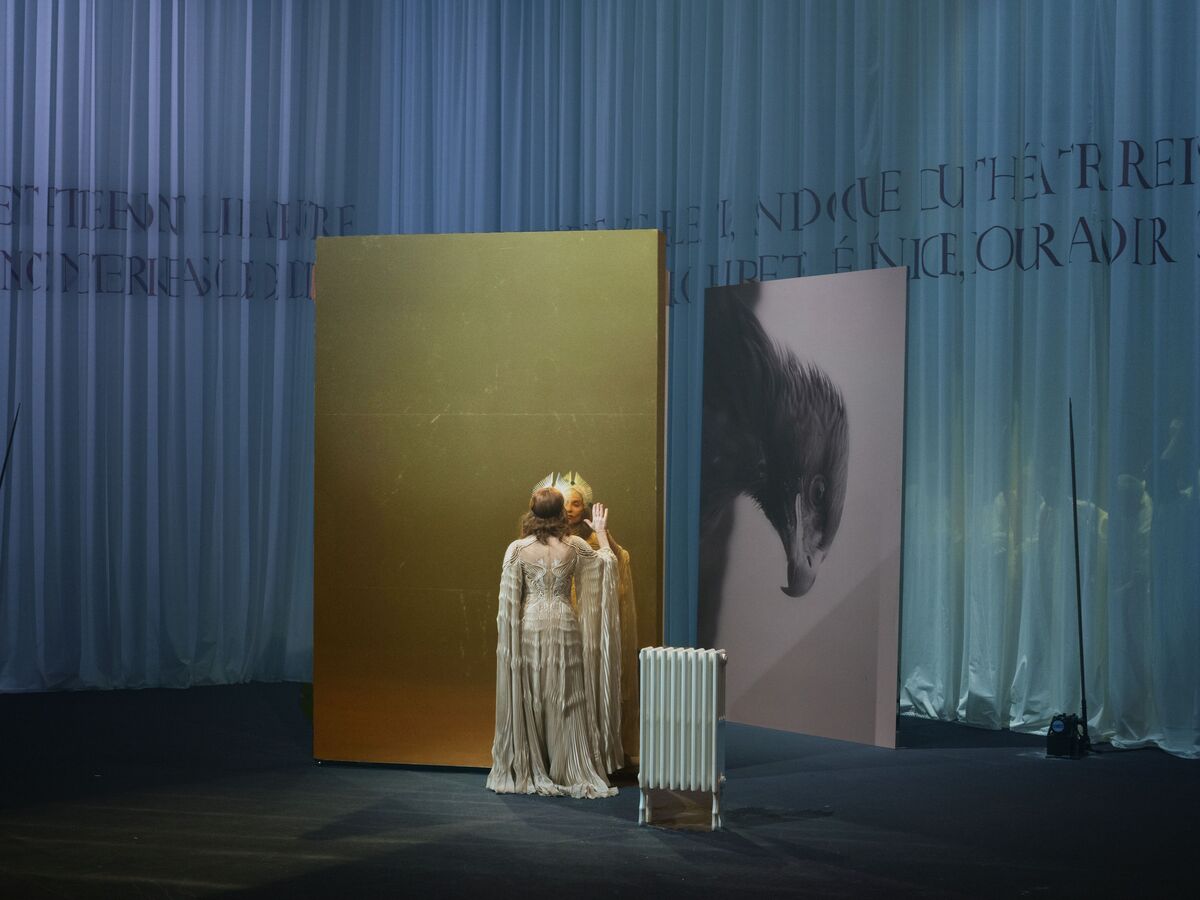 Hitler, D. Juan, Isabelle Huppert: 3 peças de teatro para ver nos próximos dias