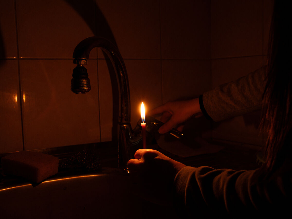 Apagão: um ano depois, continuamos às escuras