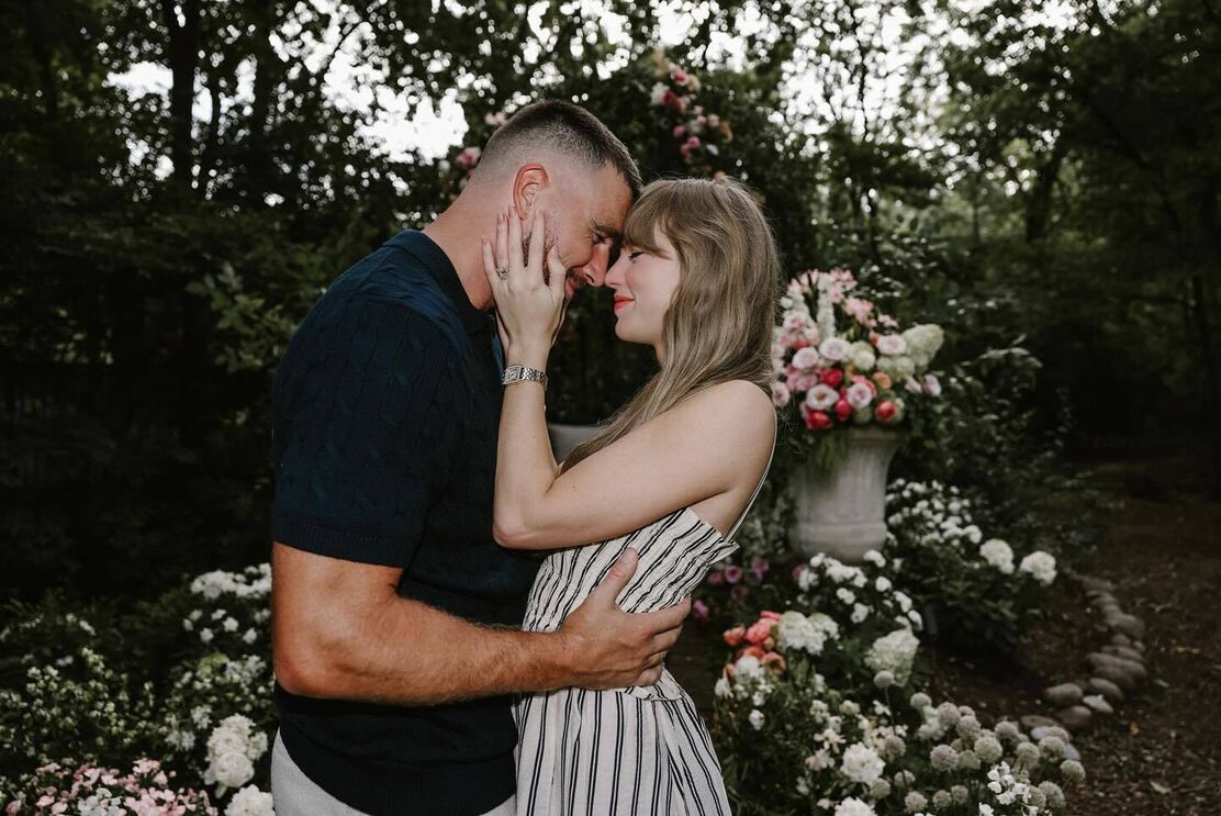 Taylor Swift e Travis Kelce noivos: anel de noivado milionário em destaque