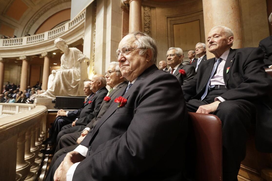 Capitães de Abril na AR