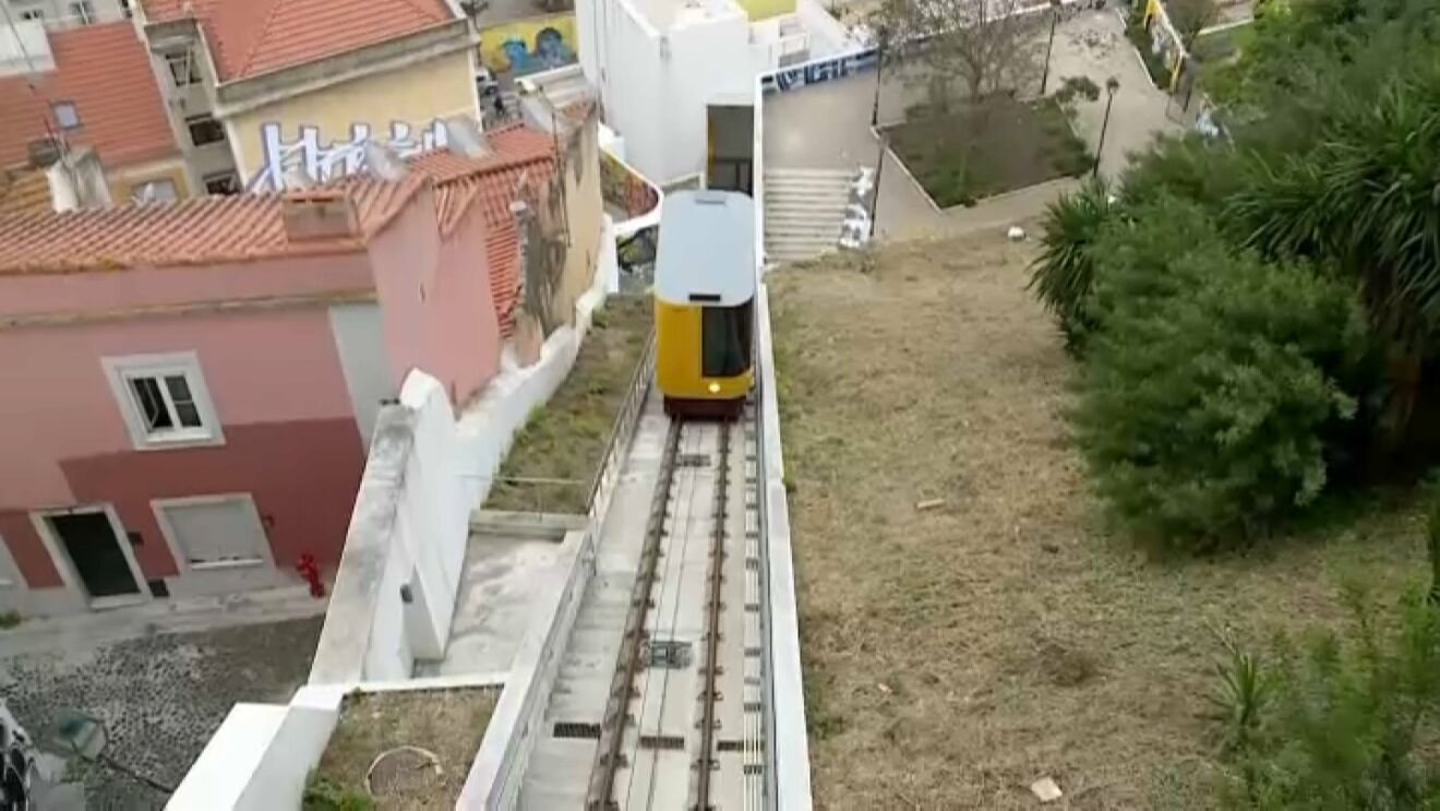 As imagens do primeiro percurso do Funicular da Graça