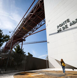 Elevador da “Experiência Pilar 7” está encerrado há três anos