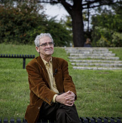 Mário de Carvalho, o escritor envolvido na polémica e que rejeita comparações com Saramago