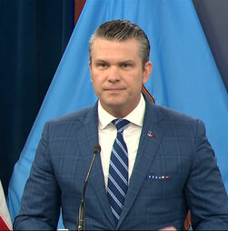 “Presidente da paz”: Heghseth afirma que Trump “escolheu a misericórdia” ao concordar com o cessar-fogo