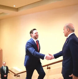 Vice-presidente dos EUA reúne-se com primeiro-ministro do Paquistão