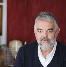 Morreu o historiador e diretor da Biblioteca Nacional Diogo Ramada Curto