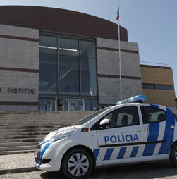 Homem de 27 anos foi baleado numa perna na madrugada em Loures