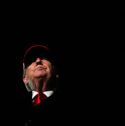 Trump acusa Papa Leão XIV de ser 'fraco no combate ao crime e péssimo na política externa'