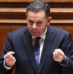 Montenegro anuncia novas medidas de apoio para combater aumento do custo de vida