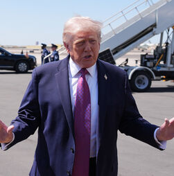 Donald Trump defende salão de baile maior e mais caro para Casa Branca
