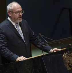 Irão: Austrália alerta para 'maior choque energético da sua história'