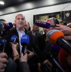 Bulgária. Rumen Radev, o ex-piloto que assegura maioria absoluta