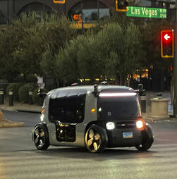 China suspende novas licenças para ‘robotáxis’ após incidente em Wuhan