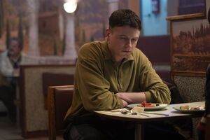 Série 'Half Man' explora fragilidade das relações masculinas na HBO Max