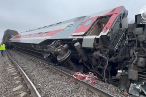 Descarrilamento de comboio deixa 24 feridos na Rússia 