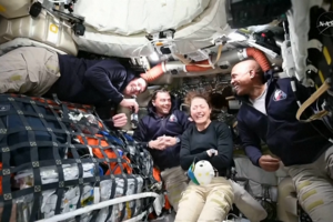 “É simplesmente extraordinário”: Tripulação da Artemis II relata emoções após lançamento rumo à Lua 