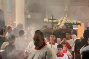 Fiéis cristãos assinalam Sexta-Feira Santa em Gaza em clima de tensão 