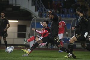 Partida de futebol entre SL Benfica e Casa Pia