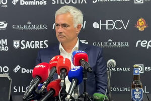 Mourinho duro: "Neste momento tenho vontade de não fazer jogar mais alguns jogadores"