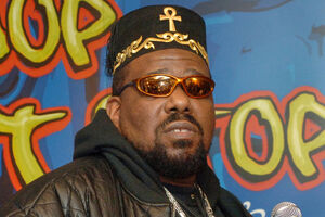 Afrika Bambaataa, pioneiro do hip hop, faleceu aos 68 anos