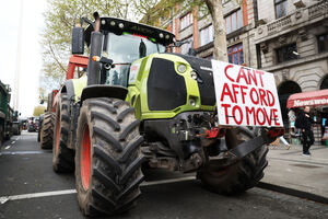 Protestos pelo aumento do preço dos combustíveis em Dublin, a capital irlandesa