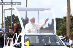 "Angola, mantém-te fiel às tuas raízes cristãs": Papa Leão XIV celebra missa em Saurimo perante milhares de fiéis