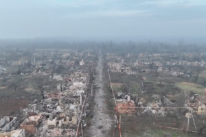 Imagens aéreas mostram devastação da cidade ucraniana de Chasiv Yar após meses de ataques russos  