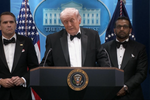 “Não consigo imaginar profissão mais perigosa”: Trump fala dos riscos de ser presidente após ataque em Washington 