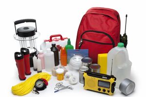 Apagão: Deco recomenda criação e manutenção de 'kit' de emergência