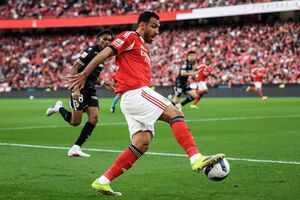 Pavlidis, SLB, Benfica