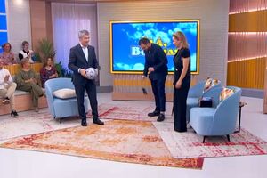 José Luís Carneiro deu toques na bola em direto do 'Olá, Bom Dia!' 