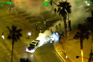 Corridas ilegais em Las Vegas levam a 77 detenções numa operação policial. Veja as imagens 