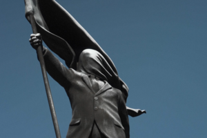 Banksy instala nova escultura no centro de Londres  