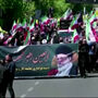 Iranianos assinalam 40 dias da morte de Ali Khamenei com marcha em Teerão   