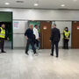 Mourinho responde a insultos no Hall VIP de Alvalade: 'O pessoal que estava aqui foi embora?'