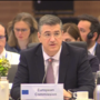 “Podem fazer planos para este verão”: UE apela a que não se cancelem viagens devido à crise dos combustíveis