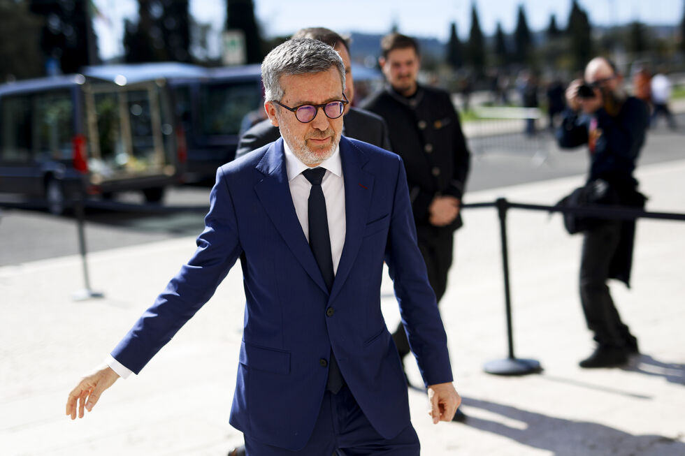 Carlos Moedas defende que "para ter mais polícia é preciso ter condições (...) e renovar as esquadras em má condição".