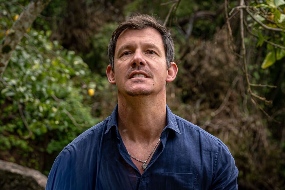 O ator Pedro Rodil faz parte do elenco da micronovela "Refúgio Proibido" 