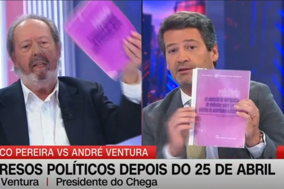 Pacheco Pereira e André Ventura debatem presos políticos após o 25 de Abril