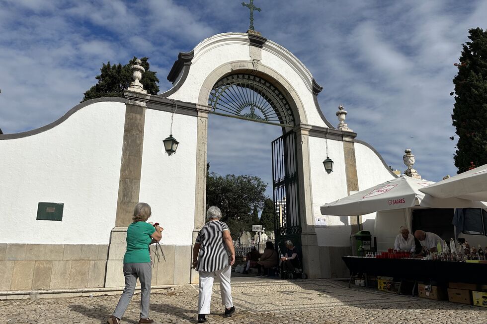 Aumento do subsídio de funeral irá abranger 1.400 menores e pessoas com deficiência