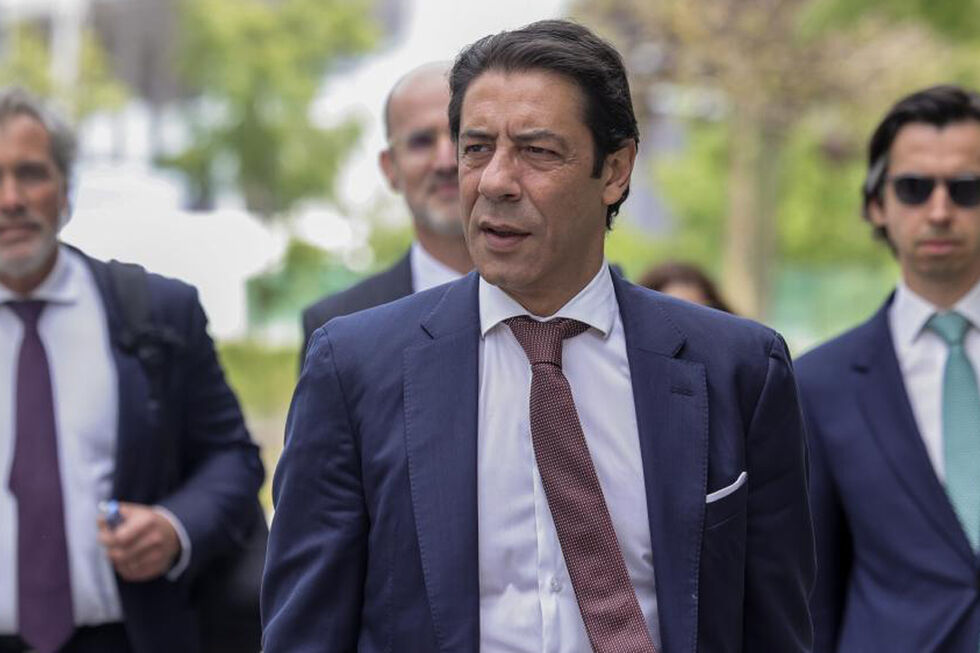 Rui Costa junto ao Campus de Justiça para a leitura da sentença do Processo 'Saco Azul'