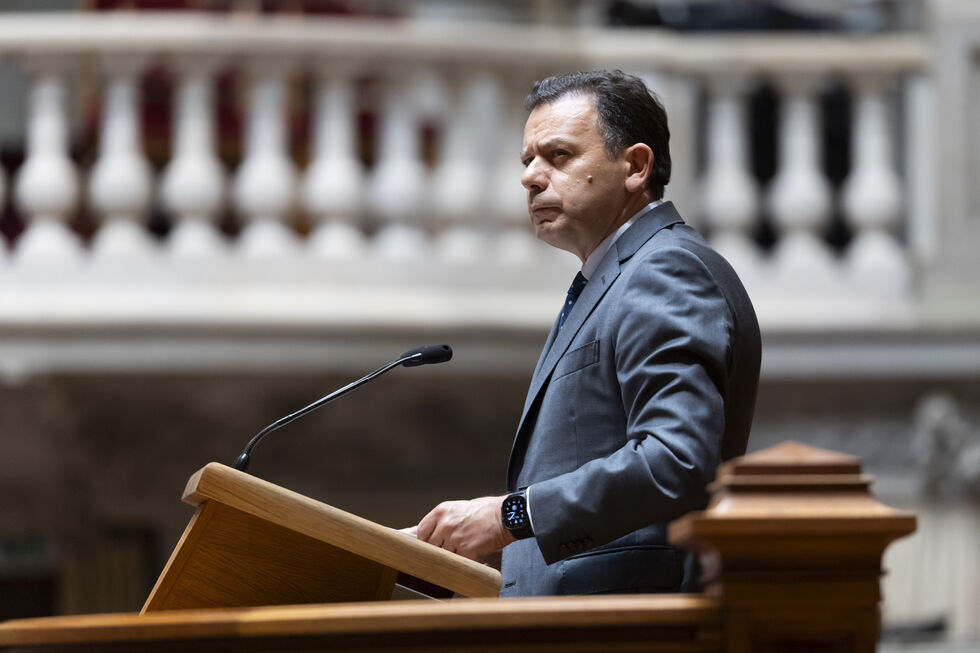 Montenegro anuncia consenso sobre alterações à lei laboral com parceiros sociais