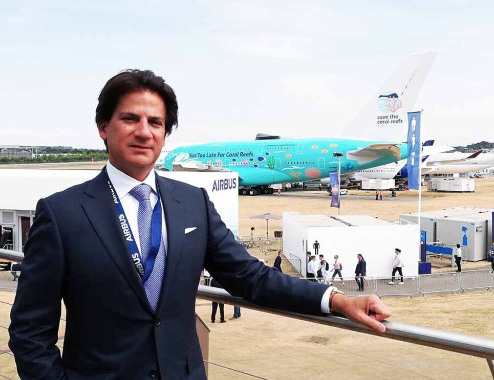 AAirLuxor chegou a ter seis aviões e 571 trabalhadores. Em baixo, o A380 da Hi Fly a aterrar em Beja em 2018