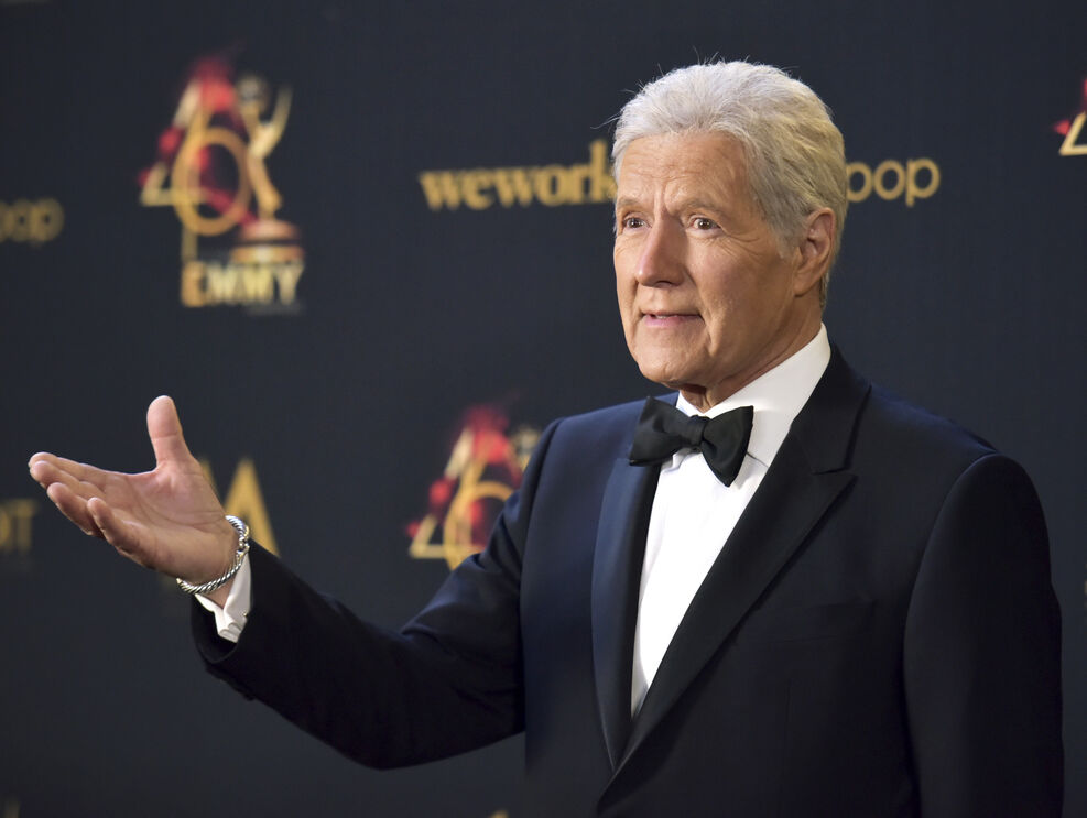 Trebek (1940-2020) num evento em 2019