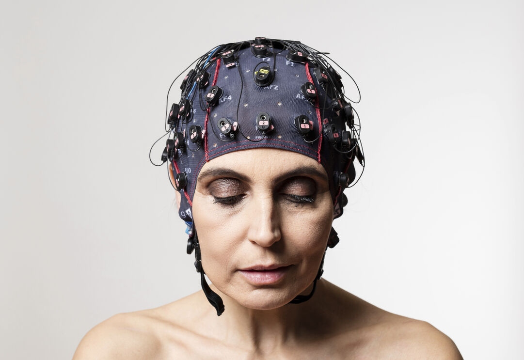 Elétrodos medem a atividade cerebral 