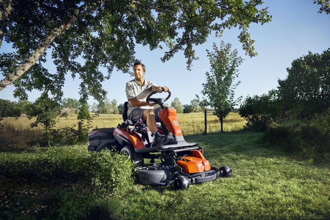 Escolha a máquina certa da Husqvarna para o seu jardim