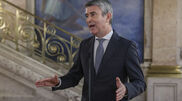 <![CDATA[ José Luís Carneiro exige 
