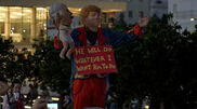<![CDATA[ Dezenas de manifestantes protestam em Telavive contra o governo de Netanyahu ]]>