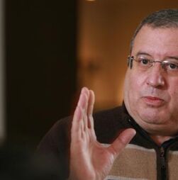 Morreu Cândido Mota, locutor de rádio e apresentador de televisão