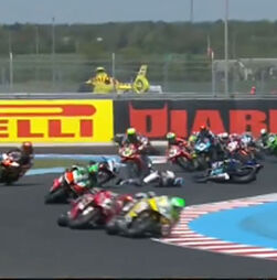 Superbikes: a violenta queda de Miguel Oliveira que obrigou a interromper a corrida de Superpole